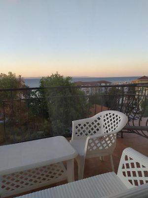 Denz Hotel Chernomorets Luaran gambar