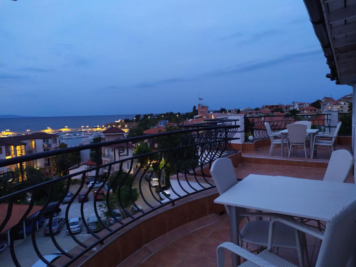 Denz Hotel Chernomorets Luaran gambar