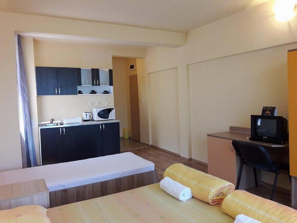 Denz Hotel Chernomorets Luaran gambar